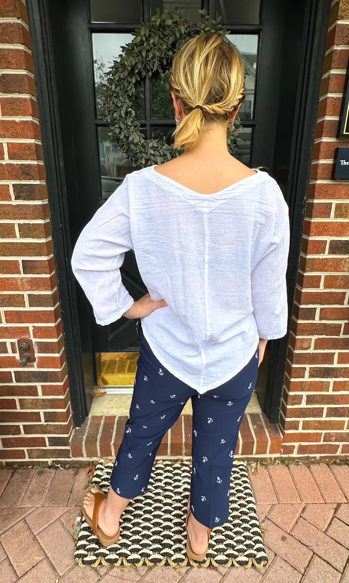 Bangladine by Lulu B White and Navy Anchor Pull On Capris