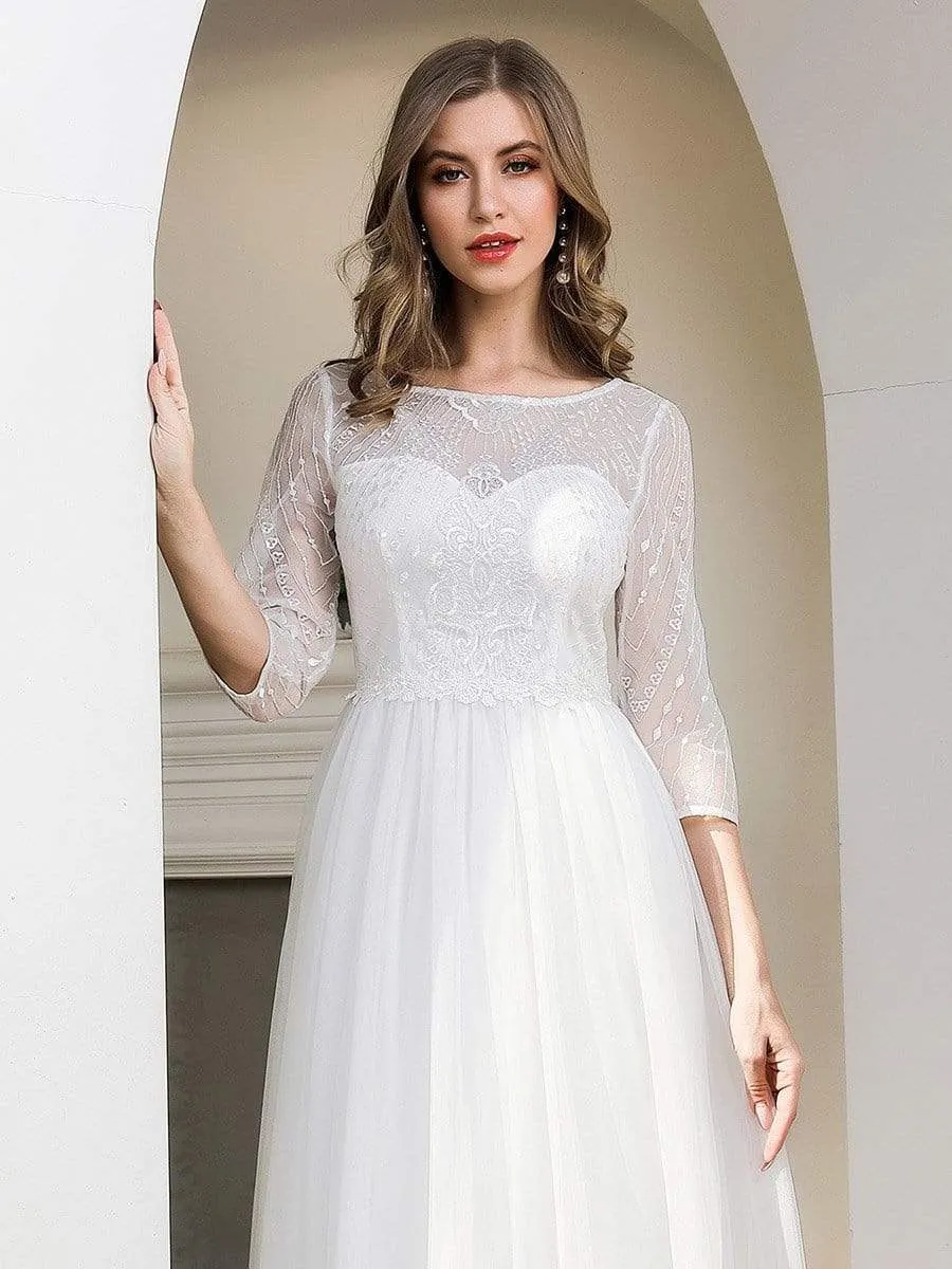 Elegant Round Neckline Tulle Wedding Dresses with Floral Lace