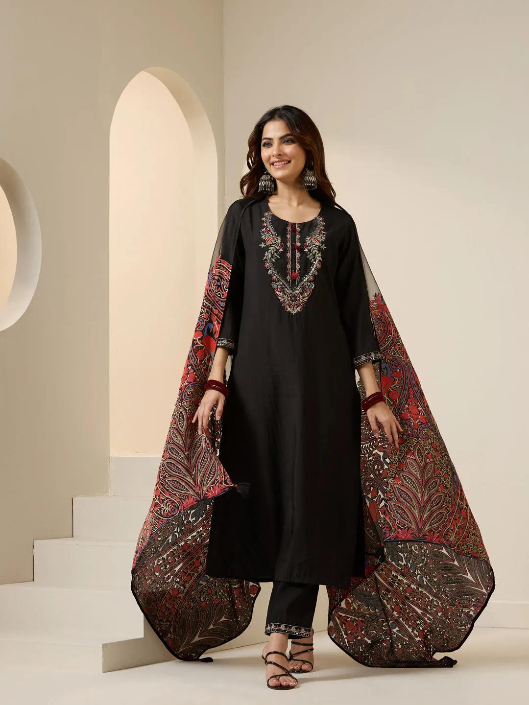 ISHIN WOMEN Black Roman Silk Kurta Sets 3pcs sets