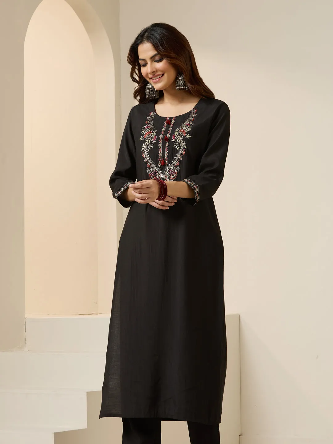 ISHIN WOMEN Black Roman Silk Kurta Sets 3pcs sets