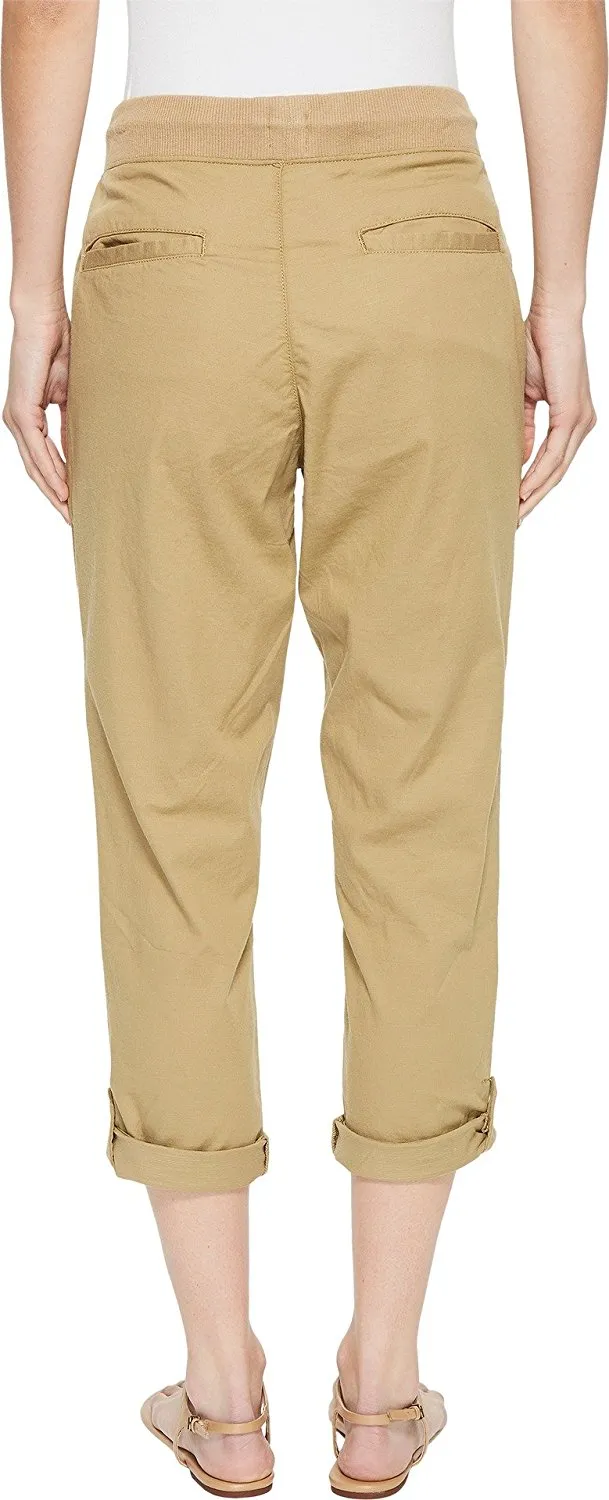 Levi's Women's Comfort Capris Comfy Harvest Gold