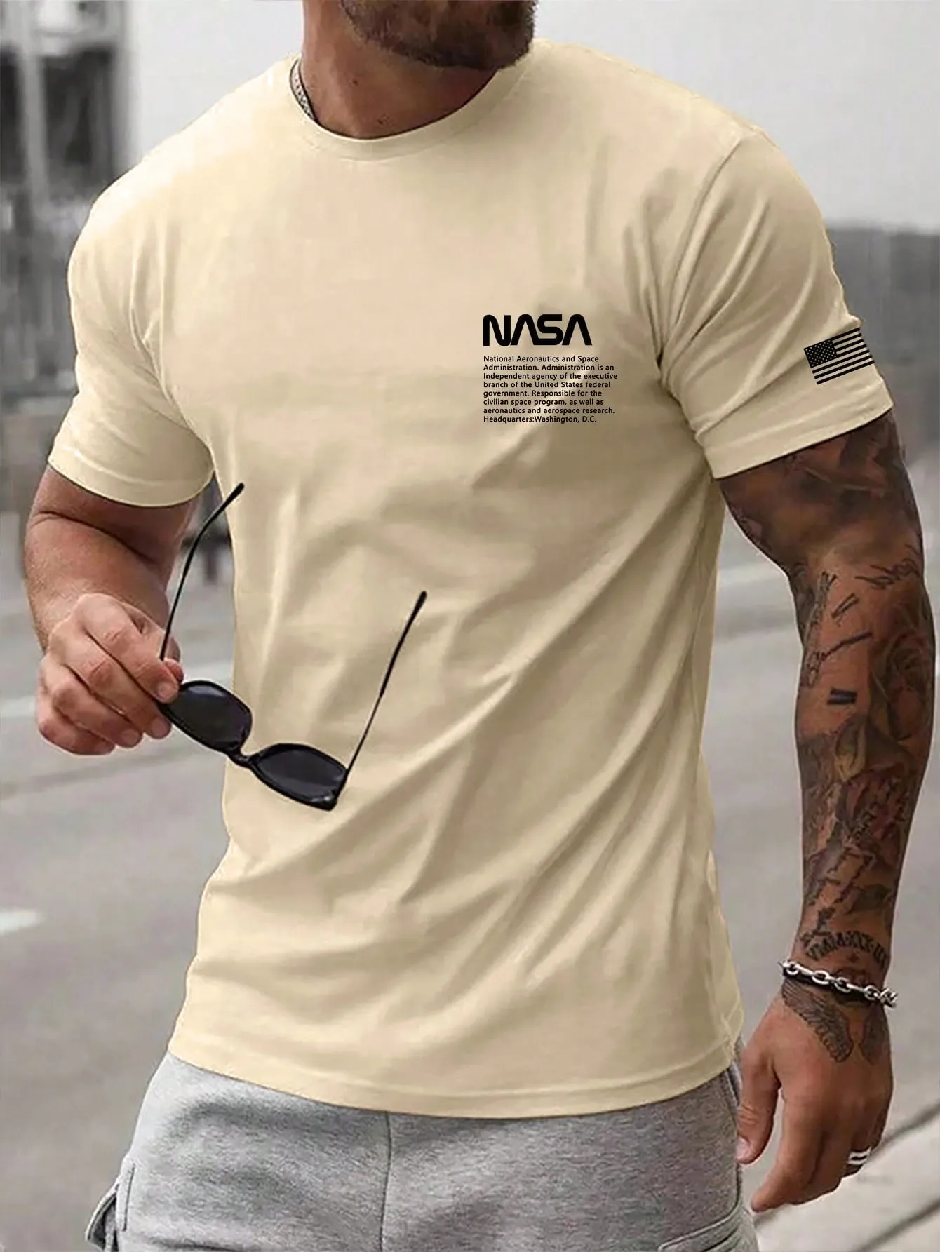 Men's Casual Short Sleeve Slogan T-shirt, Round Neck, Regular Fit, Polyester