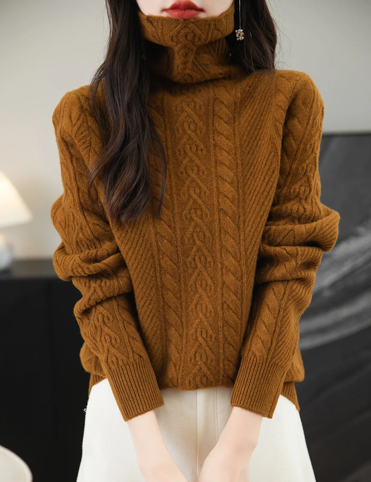 Rachel Woman Turtleneck Sweater