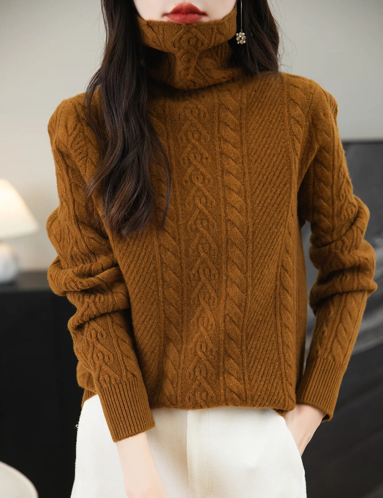 Rachel Woman Turtleneck Sweater