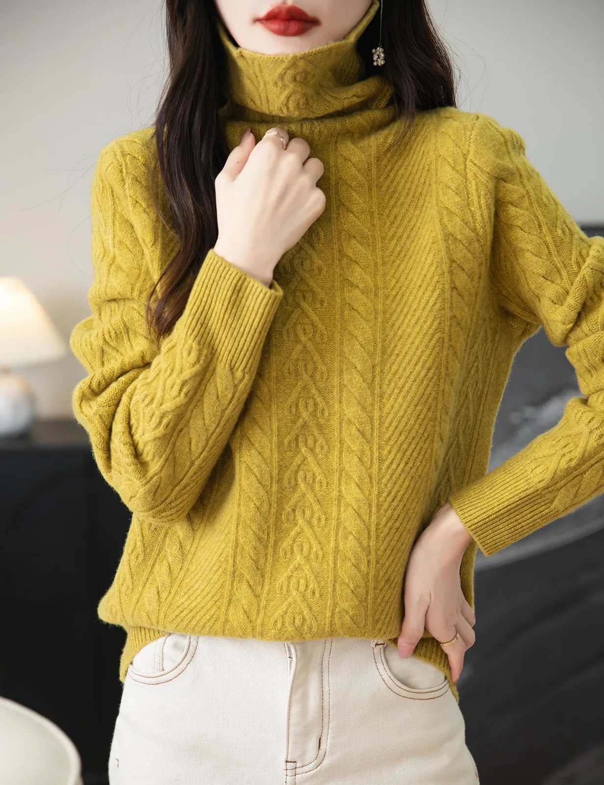 Rachel Woman Turtleneck Sweater